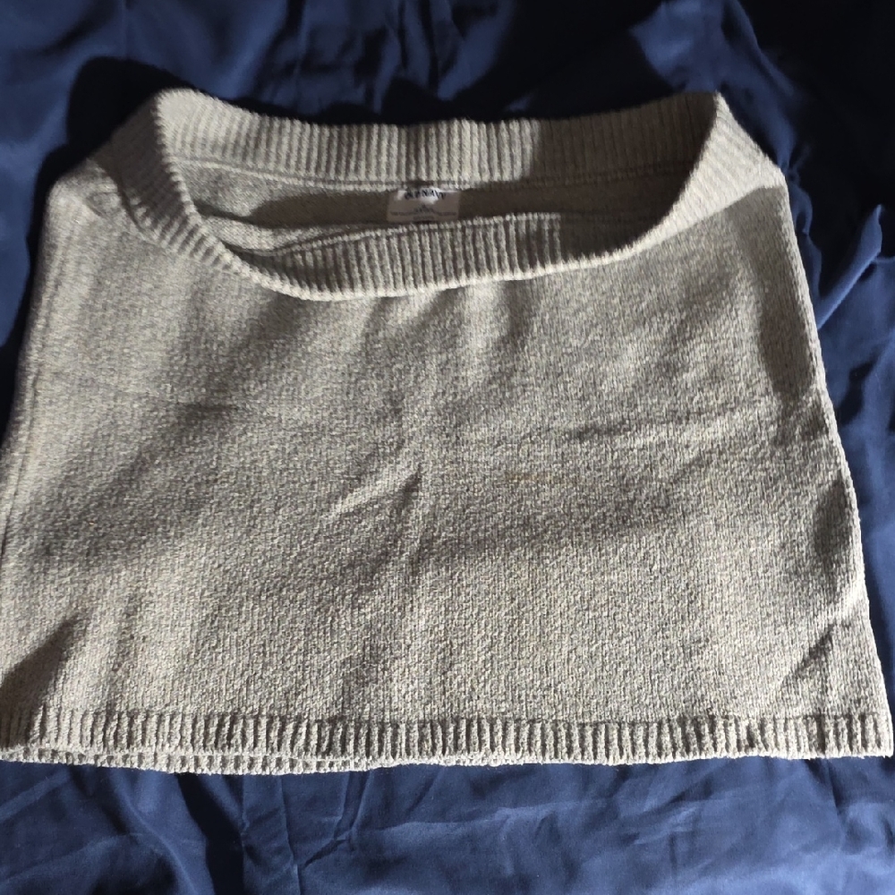 Old Navy Cream Knit Skirt